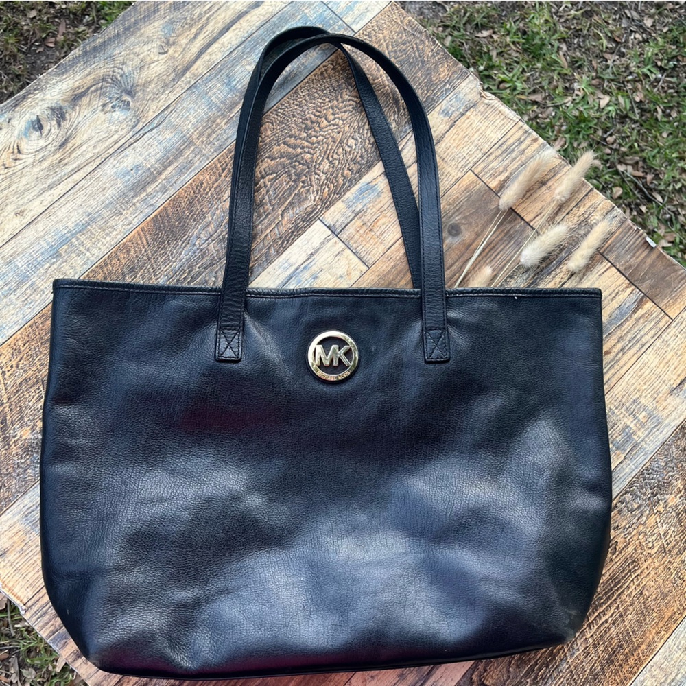 MICHAEL KORS SOFT BLACK PEBBLED LEATHER HANDBAG TOTE GUC